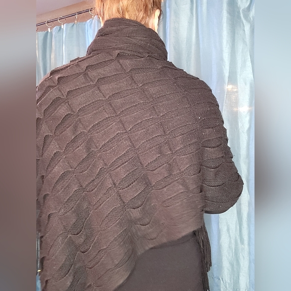 Textured Turtleneck Poncho from Big Buddah - Picture 4 of 10
